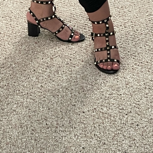 VALENTINO Garavani Rockstud 60 leather sandals - Picture 9 of 10